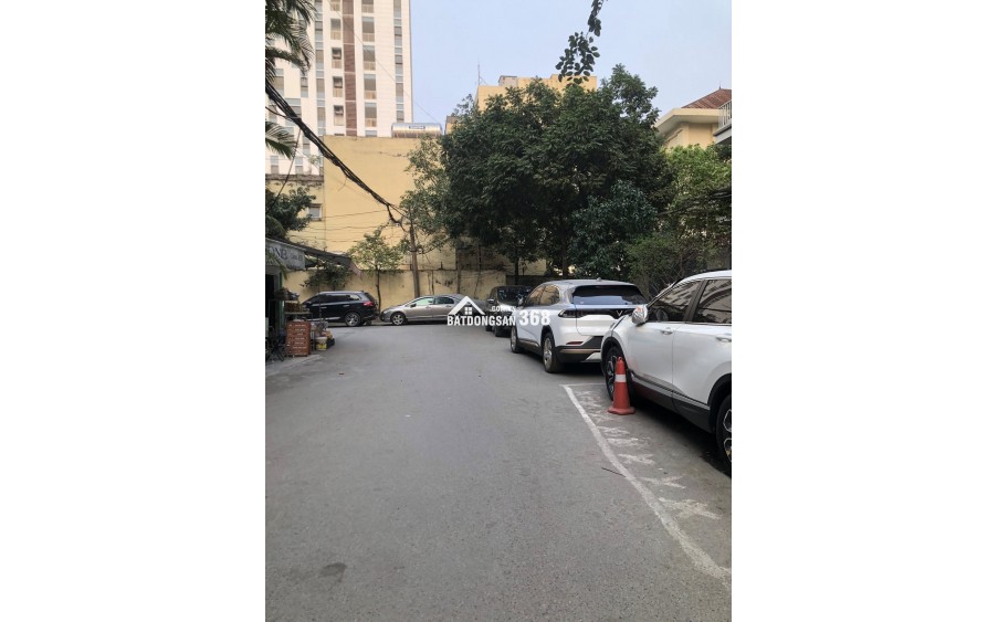 Mặt ngõ Hoàng Cầu, ô tô tránh kinh doanh, 2 thoáng, 100m, 5 tầng, 32 Tỷ